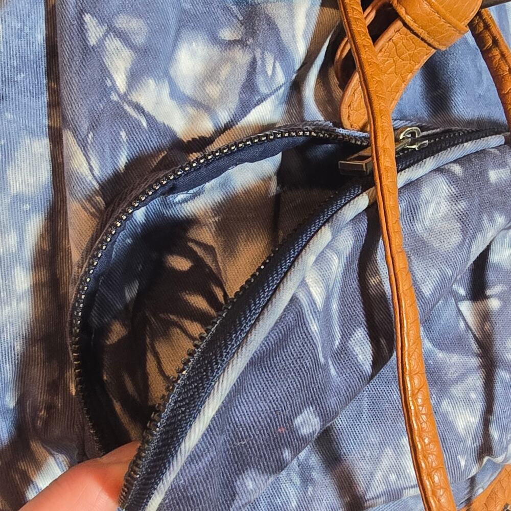 Kendall & Kylie Denim Vegan Leather Backpack With Pointed Studs Chambray Bag - Picture 3 of 8